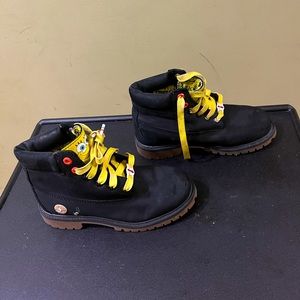 Black SpongeBob kid’s Timberlands size 2